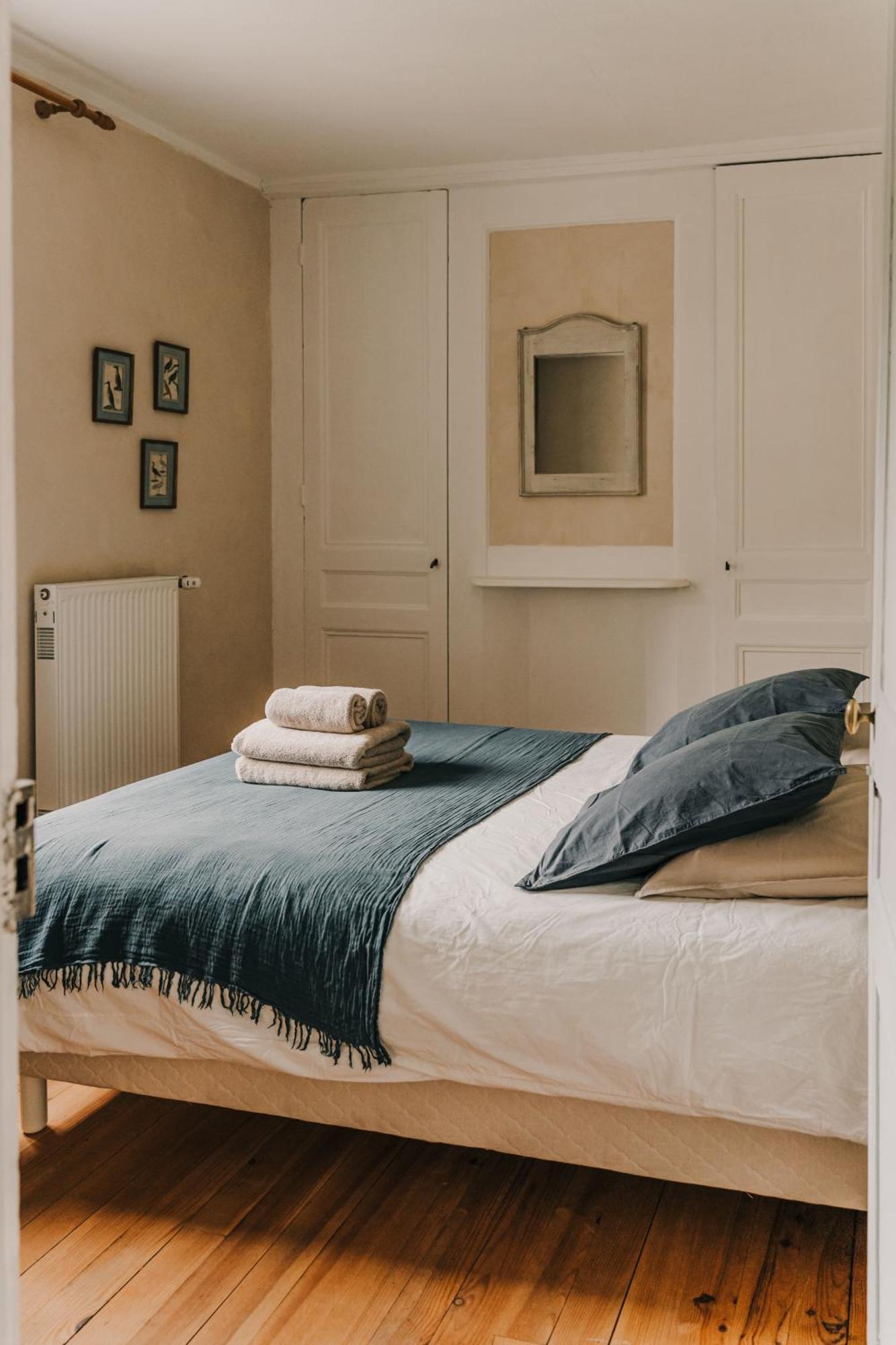 Maison D'Hotes Et Gite De Charme Avec Piscine, La Lhuiseraie Pokoj fotografie